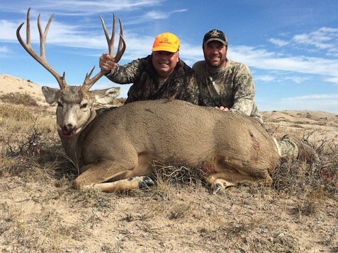 Wyoming Trophy Mule Deer Hunts