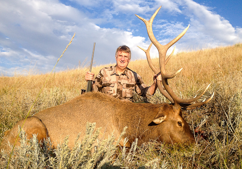 Guided Wyoming Trophy Bull Elk Hunts