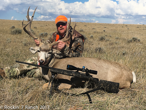 Wyoming Guided Trophy Mule Deer Hunts