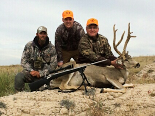 Wyoming Guided Trophy Mule Deer Hunts