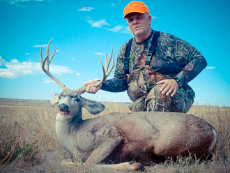 Guided Wyoming Deer Hunt