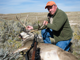 Guided Wyoming Trophy Mule Deer Hunts