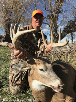 Wyoming Guided Trophy Whitetail Deer Hunts